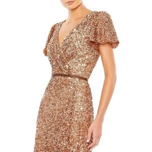 NWT Mac Duggal #5540 Beige Sequin Embellished Beaded Gown Size 8